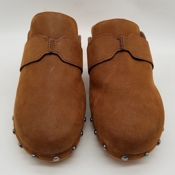 Mia Women Brown Faux Leather Daisy Slide Clog 7 - Picture 3 of 9